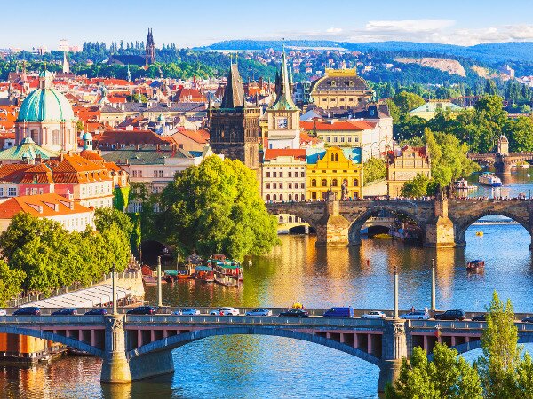 prague-600x450